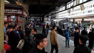 خبير مفرقعات بشأن حادث قطار محطة مصر: ”إرهابي من الدرجة الأولى“