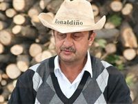 بالفيديو.. قاضي عراقي يطلق النار على نفسه في بث مباشر على "فيسبوك"