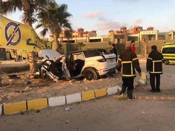 نقل عمرو زكي للمستشفى بعد حادث خطير (صور)
