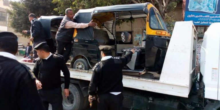 منع سير الـ”توك توك” نهائياً داخل المدن ومصادرته فوراً.. وعقوبات صارمة للمخالفين وتطبيق القرار بكل...