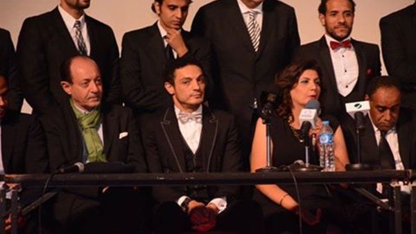 6 مفاجآت جديدة عن محمد علي.. أبرزهم استفزازه للجمهور ووقوعه في فخ يوسف الشريف (صور)