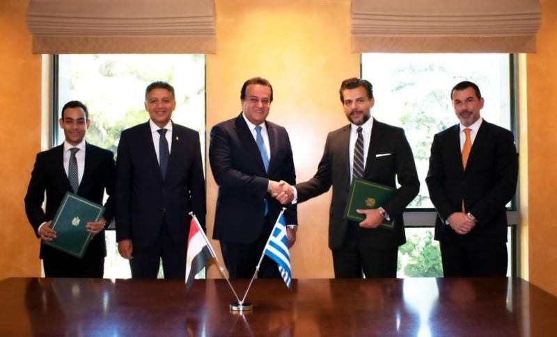 توقيع بروتوكول تعاون بين وزارة الصحة ومجموعة أثينا للاستثمار في القطاع الطبي...