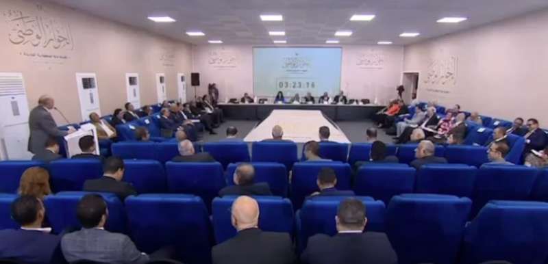 الحوار الوطني يعقد جلسة مغلقة لمناقشة قانون الأحزاب السياسية ومقترحات الدمج والتحالفات