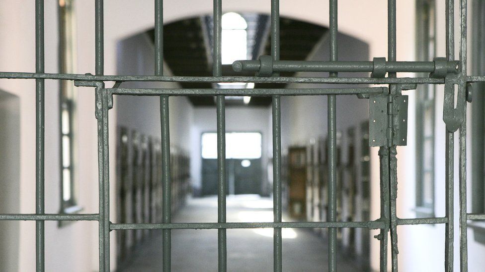 اتفرج شاب سعودي محكوم عليه بالاعدام رفض الصلاة قبل تنفيذ القصاص وماحدث كان صادم للجميع