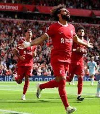 القصة انتهت ..مدير الكرة بدوري روشن يكشف كواليس كروية من العيار الثقيل بصفقة محمد صلاح!!