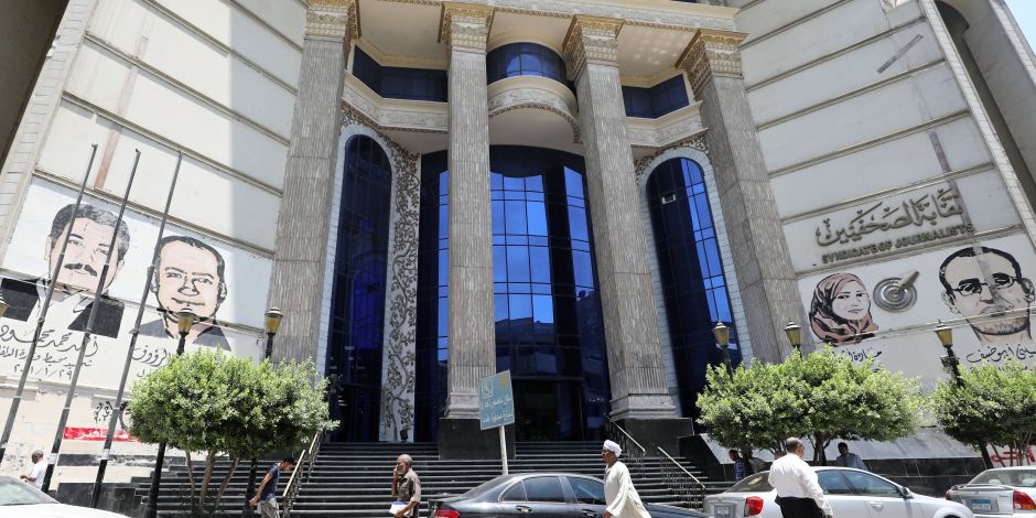 نقيب الصحفيين يشكر الرئيس السيسي على قراره بسرعة تطبيق زيادة بدل التكنولوجيا