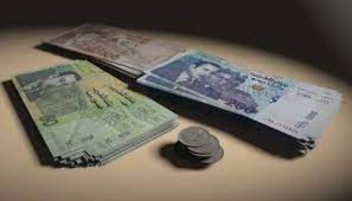الدرهم المغربي يتهاوى أمام الدولار ويسجل أكبر سقوط في تاريخه... وما سجله اليوم كارثي للغاية..لن تصدقوا كم بلغ سعره؟