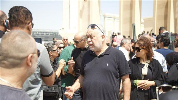 أشرف زكي وخالد يوسف يودعان أشرف مصيلحي