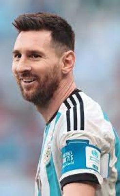 الرد الصادم:ليو ميسي يفجر المفاجأة بتصريحه عندما يُستفسر عن أفضل لاعب في العالم... رد غير متوقع يثير الجدل والجمهور يندهش!