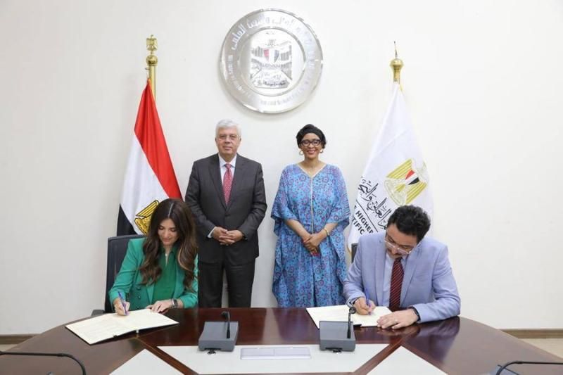 وزير التعليم العالي يشهد توقيع بروتوكول تعاون بين الوزارة وشركة مايكروسوفت مصر