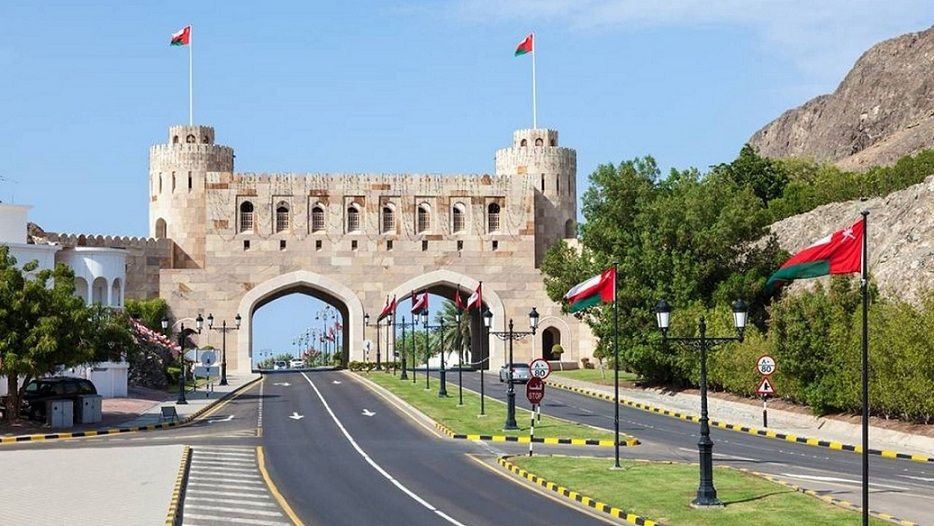 تراجع الناتج المحلي الإجمالي لسلطنة عمان 9.5% بالربع الثاني