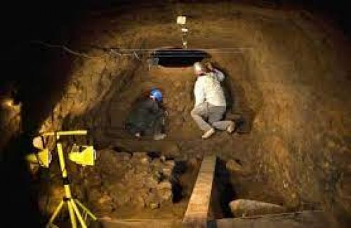 اكتشاف أثري نادر وغير مسبوق من قبل في هذه الدولة عربية وخبراء الآثار من كل حد وصوب يهرعون إلى هذا المكان.. تفاصيل