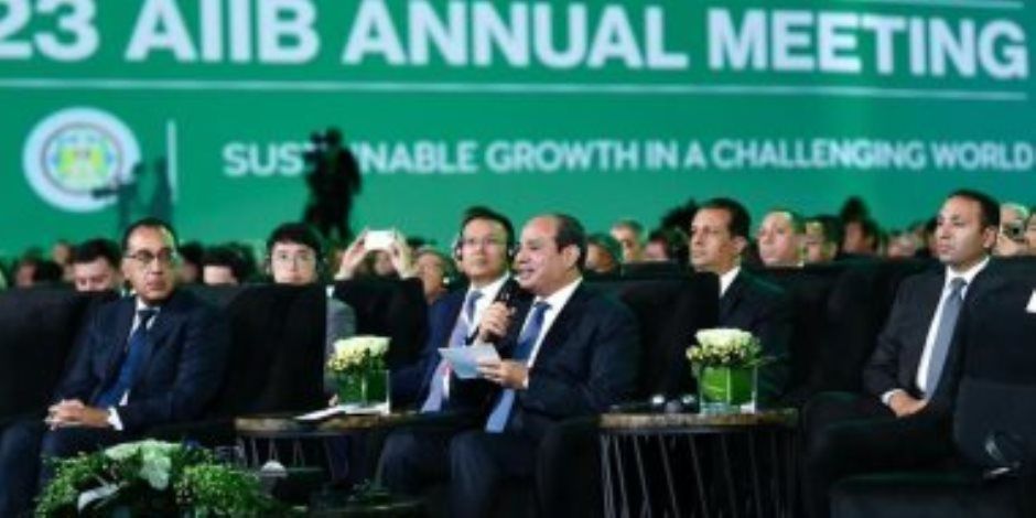 السيسي يستقبل رئيس مجلس إدارة البنك الآسيوي للاستثمار في البنية التحتية
