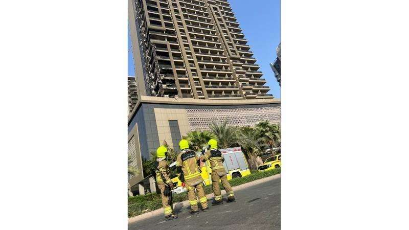 دبي.. السيطرة على حريق اندلع في برج سكني بمنطقة سبورت سيتي