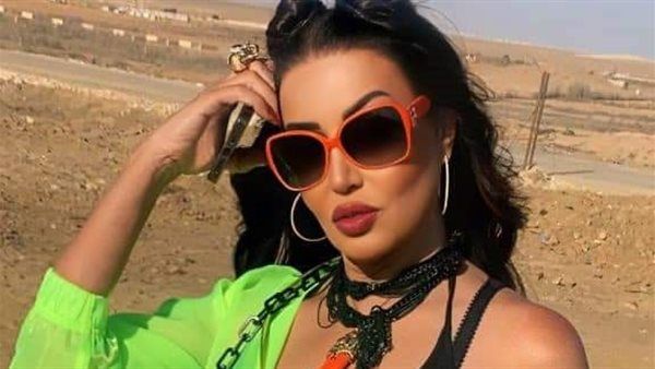 لأول مرة.. سمية الخشاب مدرسة أطفال في مسلسل "أرواح خفية"