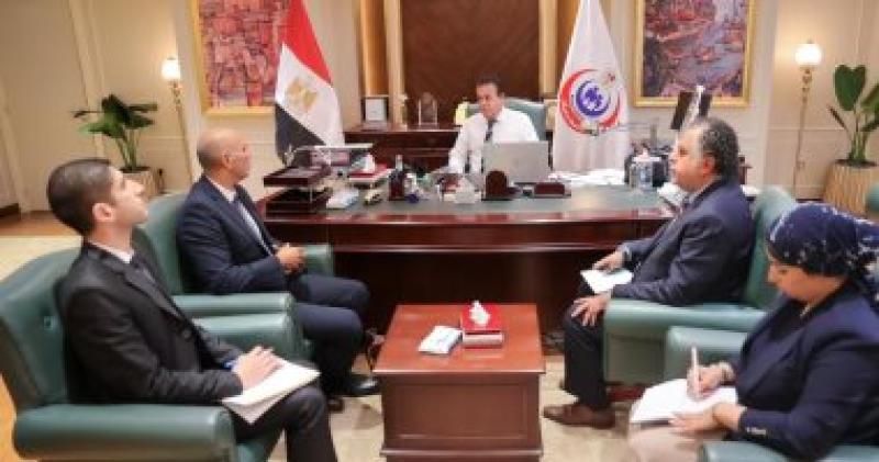 وزير الصحة يستقبل سفير مصر لدى دولة جيبوتى