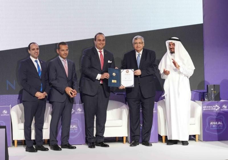 رئيس هيئة الرعاية الصحية: مصر تفوز بالجائزة البلاتينية في ”قيادة الصحة الرقمية”...