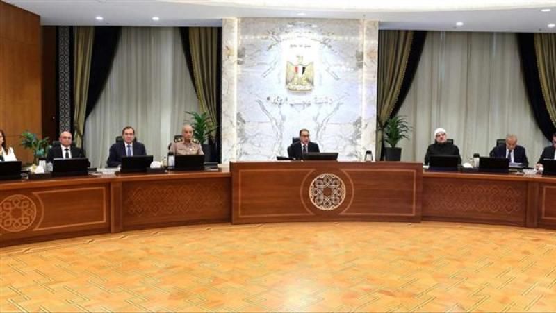مصطفى مدبولي يؤكد اهتمام القيادة السياسية بملفات التعليم والثقافة والقطاعات المرتبطة برفع...