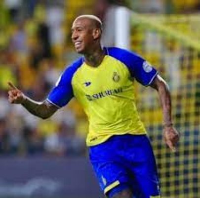 عرض كروي فلكي ضخم لـ تاليسكا ومسلي آل معمر مصدوم.. لن تصدقوا اين سيلعب الموسم المقبل والمفاجأه المدوية في راتبه الفلكي.... اسم النادي سيصدمك