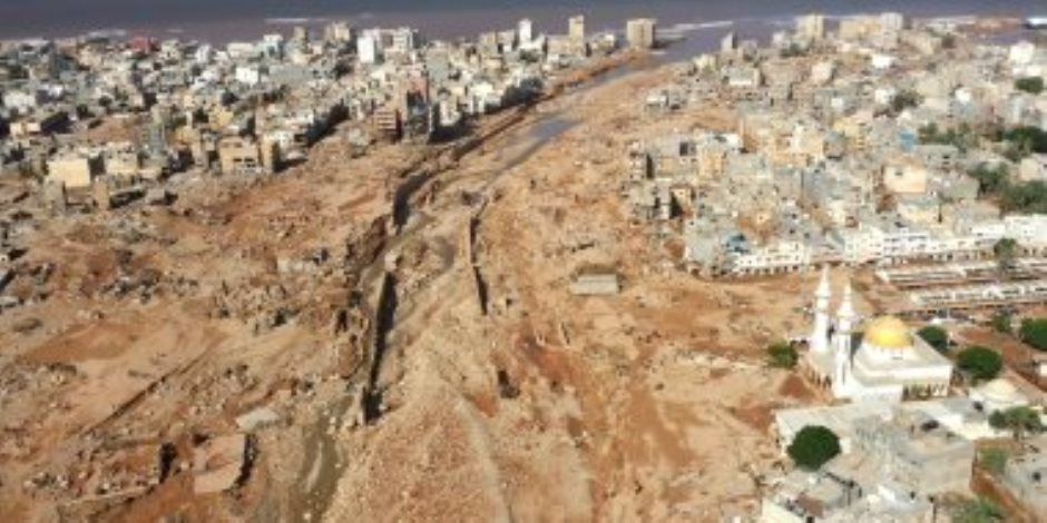 بسبب تحلل الجثث.. ليبيا ترصد تلوث جرثومى فى البحر والمياه الجوفية بمدينة درنة