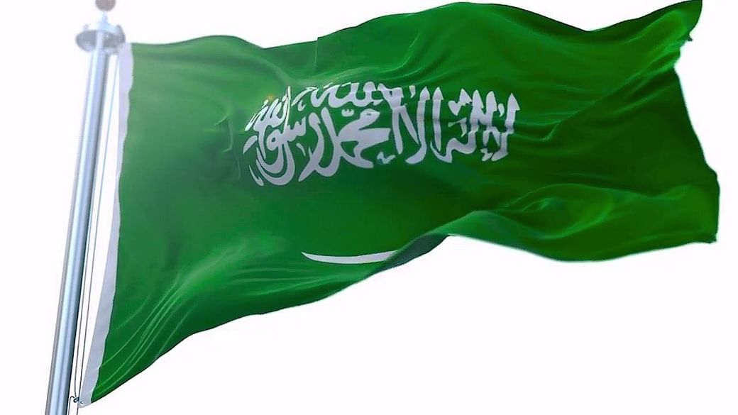 السعودية.. حقيقة اعفاء المملكة 5 جنسيات من تأشيرة الخروج والعودة ورسوم المرافقين