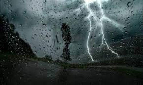 ساعات قليلة تفصل الأردن على اسوء عاصفة في تاريخ البلاد.. الأرصاد تستغيث بالدول المجاورة والخطر سوف يصل الى كل بيت.. وعلى المواطنين اتخاذ هذه الاجراءات من الآن!!