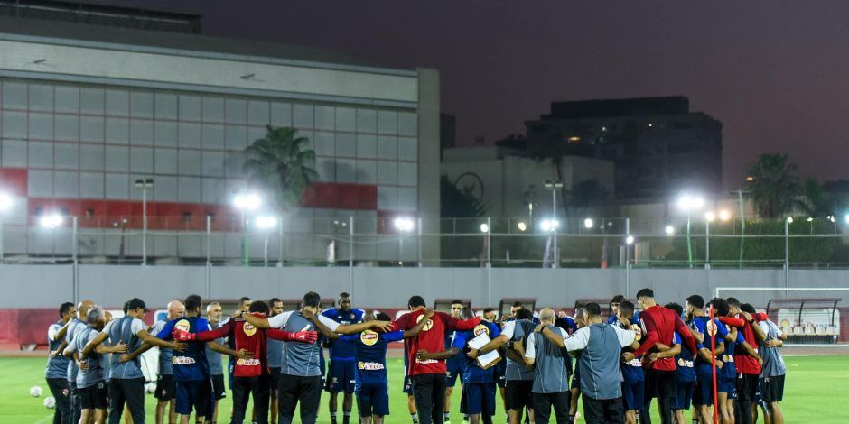 الشحات وتاو وكهربا في الهجوم..  التشكيل المتوقع للأهلي أمام سان جورج بدوري الأبطال