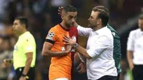 لايصدق جماهير غلطة سراي تنفجر غضبا على مدرب نادي الفريق بسبب ما فعله مع اللاعب المغربي حكيم زياش