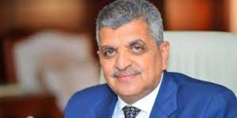 الفريق أسامة ربيع: قناة السويس ستظل أقصر طريق لعبور السفن وليس لها بديل