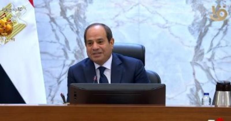 الرئيس السيسي: العاصمة الإدارية فكرة لتغيير نمط العمل بالأجهزة المختلفة
