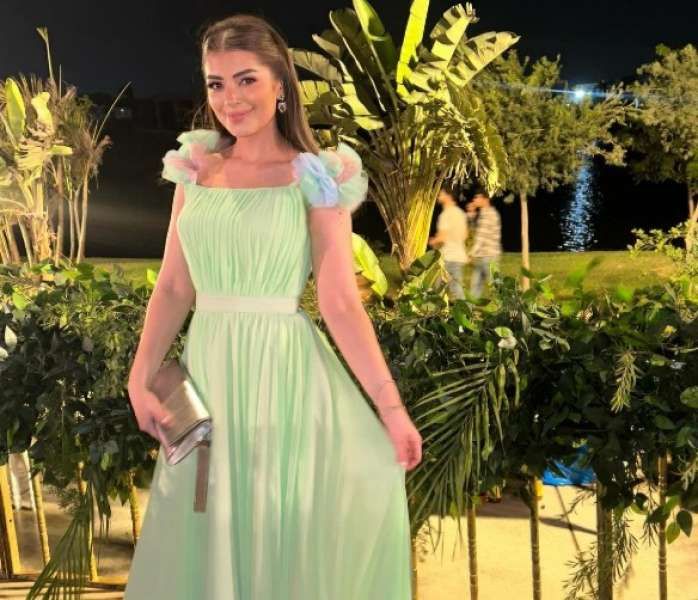 شاهد.. ليلي زاهر في إطلالة جديدة تخطف الأنظار بجمالها