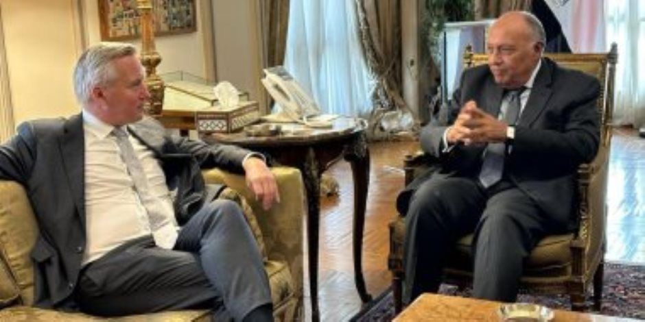 سامح شكري يستعرض جهود مصر لمكافحة الهجرة غير الشرعية بلقاء وزير هولندى
