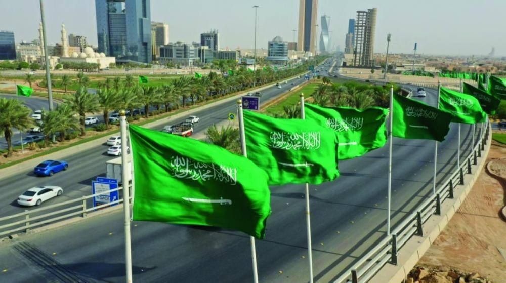 الجوازات السعودية تحذر كل من يحمل تأشيرة زيارة عائلية من الوقوع بهذا الخطأ.. سيتم ترحيله فوراً