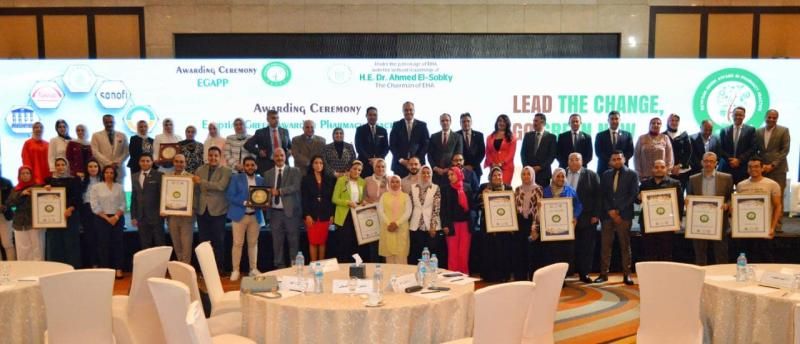 رئيس هيئة الرعاية الصحية يشارك في إعلان نتائج مبادرة ”رعاية صيدلانية آمنة...