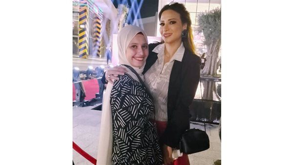 غادة طلعت للفجر الفني: خيري سالم وبيتر ميمي هما سبب حماسي لمسلسل "على باب العمارة".. وبيتر ميمي وجه الخير عليا