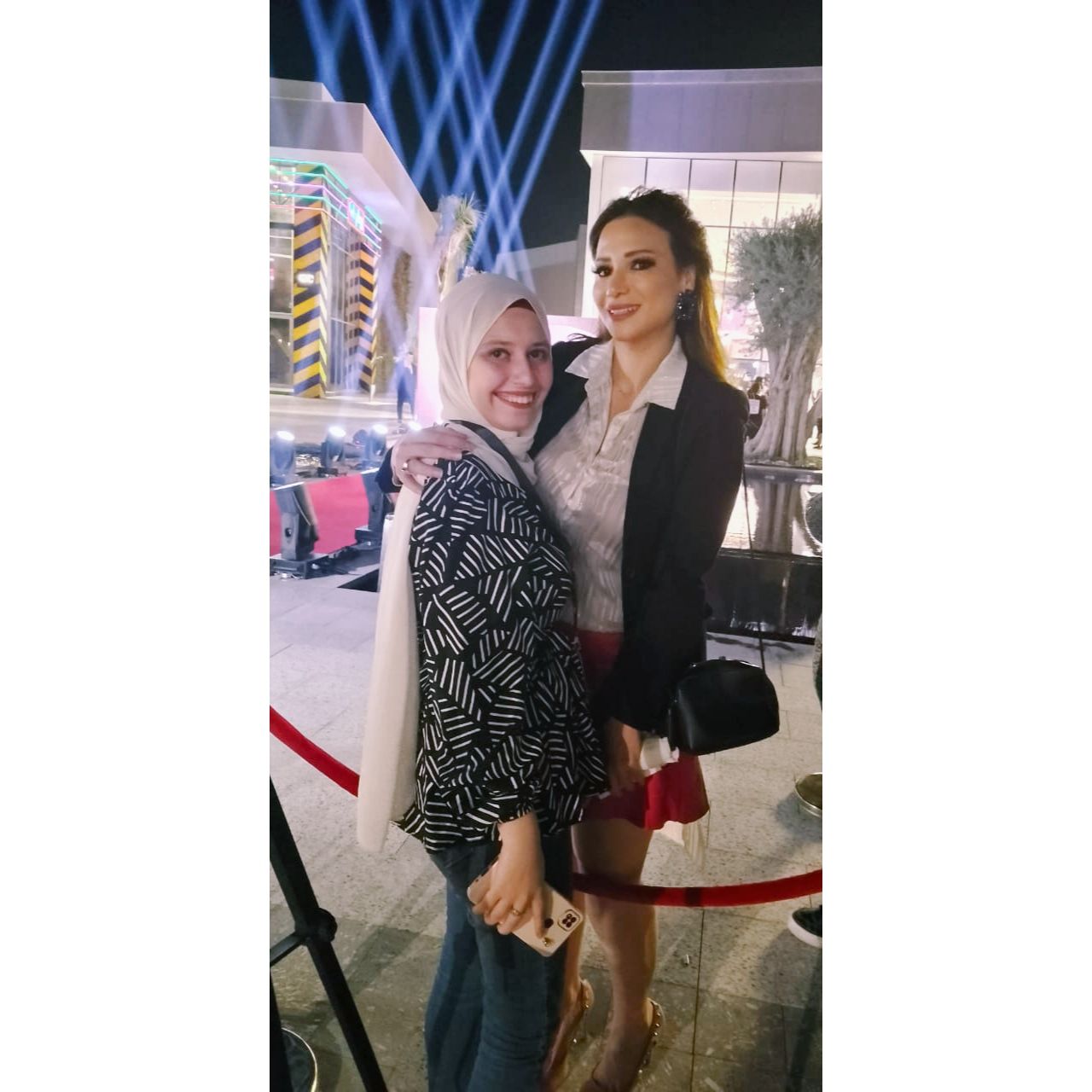 غادة طلعت للفجر الفني: خيري سالم وبيتر ميمي هما سبب حماسي لمسلسل "على باب العمارة".. وبيتر ميمي وجه الخير عليا