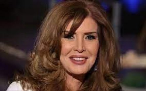 صارت جلد وعظم ..إطلالة مفزعة ومخيفة للنجمة المصرية ميرفت أمين بعمر الـ 80.. تغيرت 180 درجة اليوم.