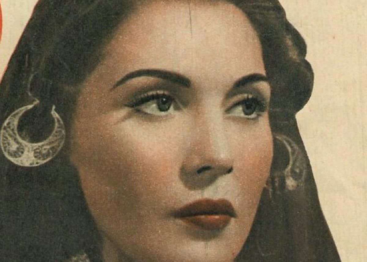 “وحياة النبي تسامحيني " من هي الفنانة التي طردها زوجها من شقتها بروب النوم والمفاجأة بما حصل لها وهي على فراش الموت؟