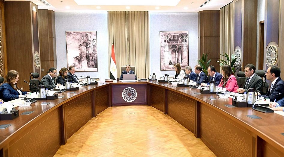 مدبولي يتابع موقف المبادرات الخاصة بالتيسيرات والمحفزات…