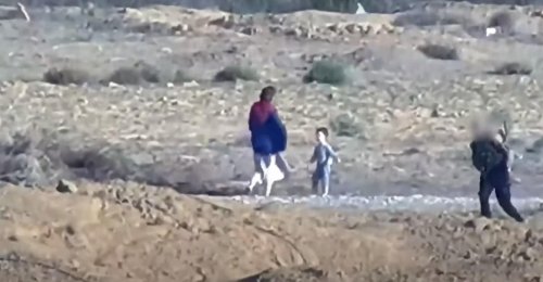 بالفيديو .. القسام ينشر فيديو للإفراج عن أم وابنيها