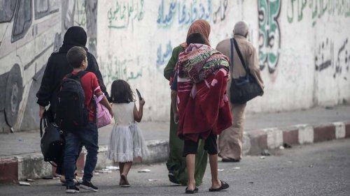 70 شهيدا جراء قصف قوات الاحتلال قافلة للنازحين بغزة