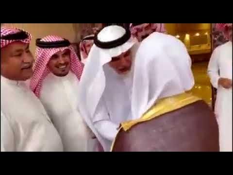 شاب يستقبل ولد عمه عندما رفضو اهله يستقبلونه .. لكن مافعله الآخر معه لا يصدق ؟ تفاصيل واقعة هزت السعودية