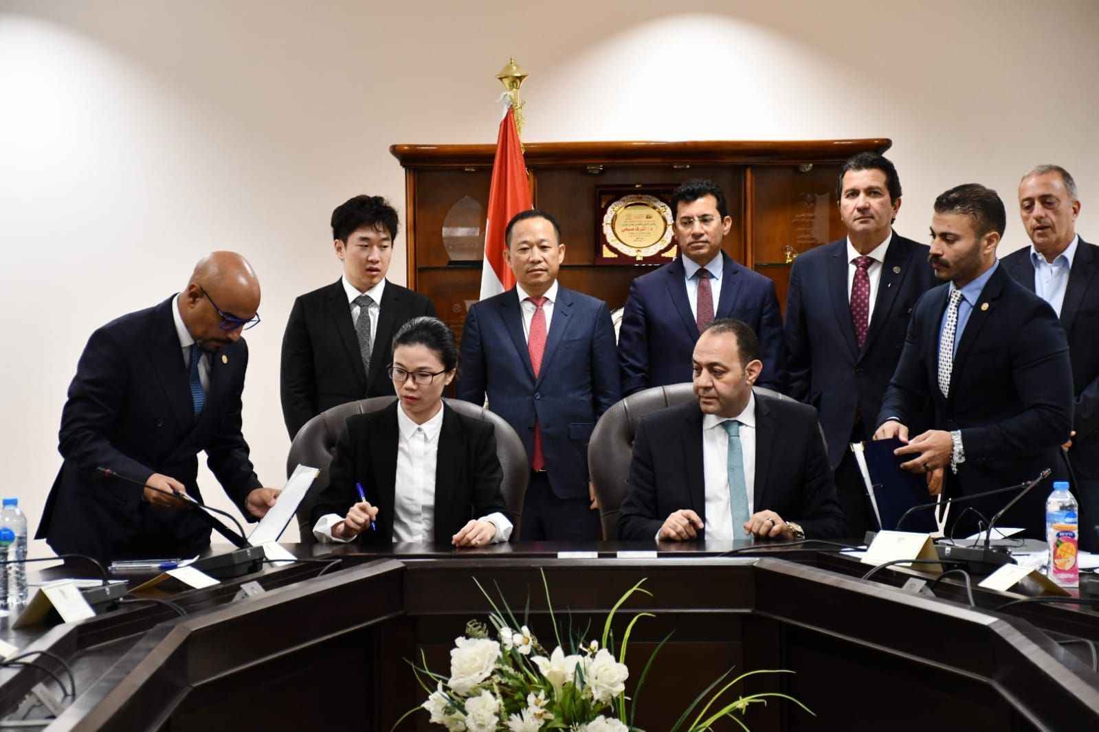 أشرف صبحي يشهد مراسم توقيع بروتوكول التعاون المشترك بين وزارة الشباب والرياضة وشركة دافينج الصينية