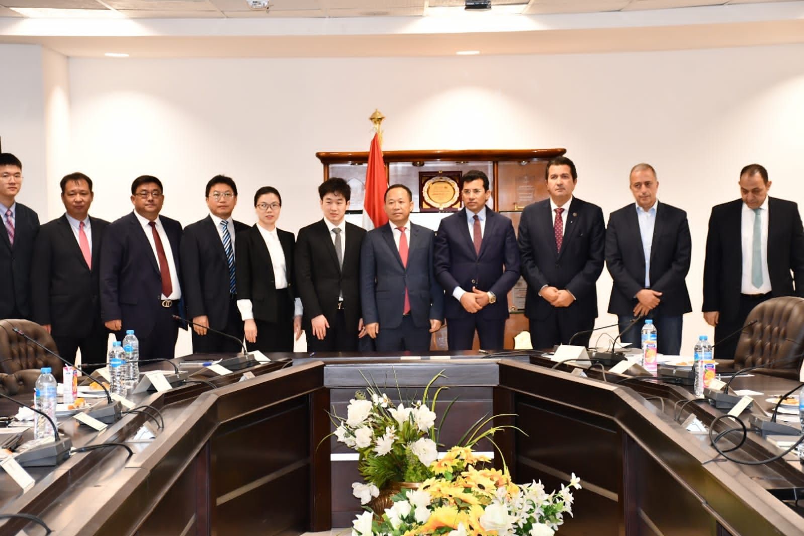 أشرف صبحي يشهد مراسم توقيع بروتوكول التعاون المشترك بين وزارة الشباب والرياضة وشركة دافينج الصينية