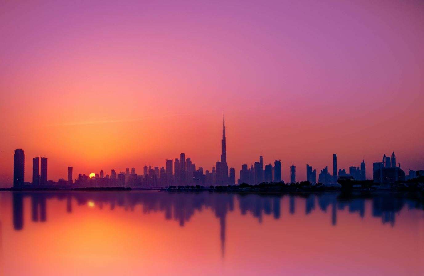 طقس الإمارات غداً.. صحو إلى غائم جزئياً