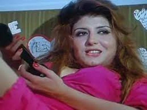 لم أستطع نهائياً منعه من إكمال المشهد لأنه أشعل جنوني وافقدني السيطرة تماماً فطلبت منه عدم التوقف!!.. اعترافات ساخنة وجريئة تفجرها سهير رمزي عن فيلمها الممنوع من العرض!