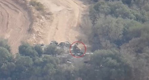 فيديو .. مشاهد إستهداف المقاومة الإسلامية تجمع مدرعات صهيونية