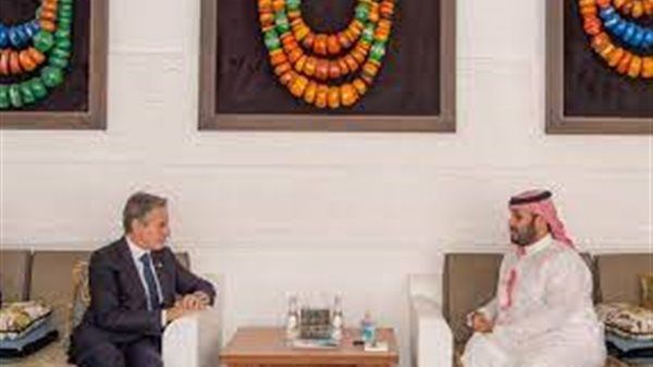 محمد بن سلمان لبلينكن.. يجب وقف العمليات العسكرية التي راح ضحيتها الأبرياء