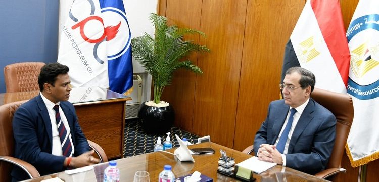 إندوراما العالمية تبحث فرص الاستثمار المتاحة بمجال…