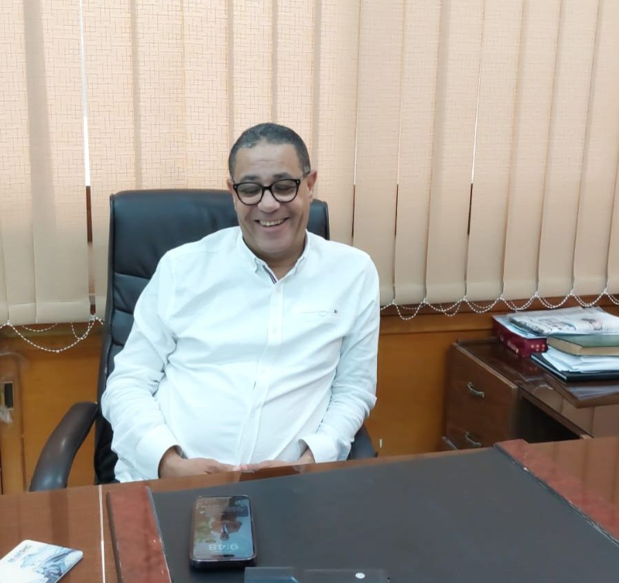 عاجل - خاص "لجريدة دوت الخليج".. الحكم السابق توني عثمان يعلن الترشح للانتخابات اتحاد الكرة المصري
